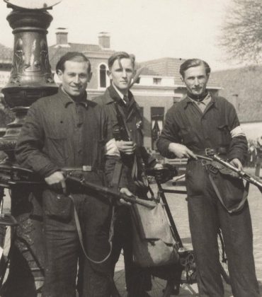 Bevrijdingsfilm in twee delen in het Koetshuis van kasteel De Oosterhof